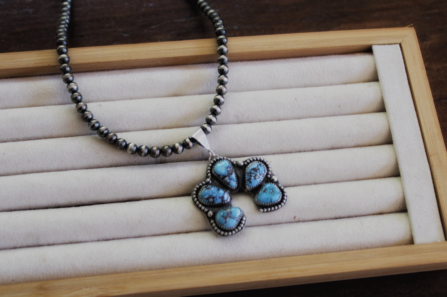 Golden Hills Naja Pendant