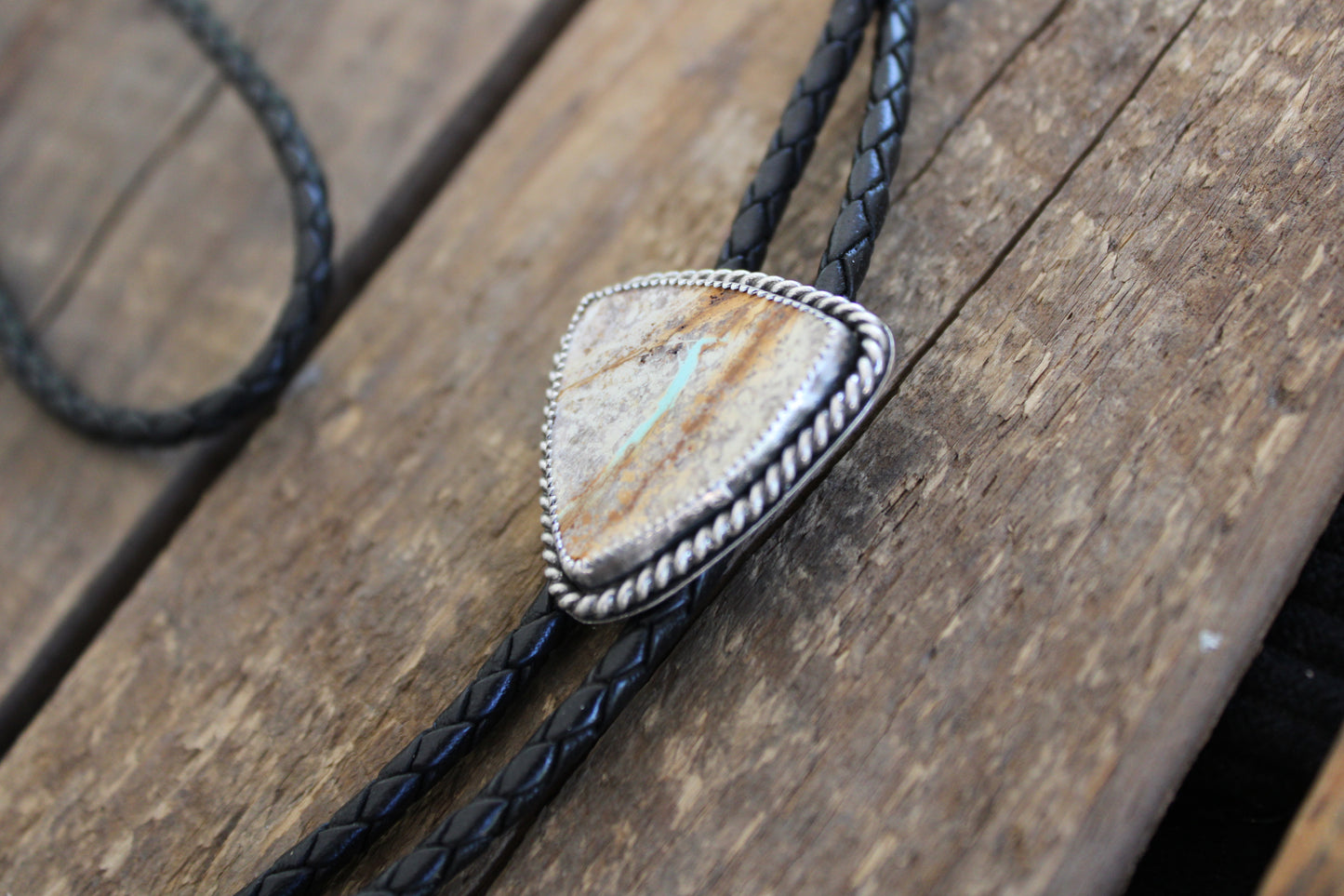 Ribbon Turquoise Bolo Tie