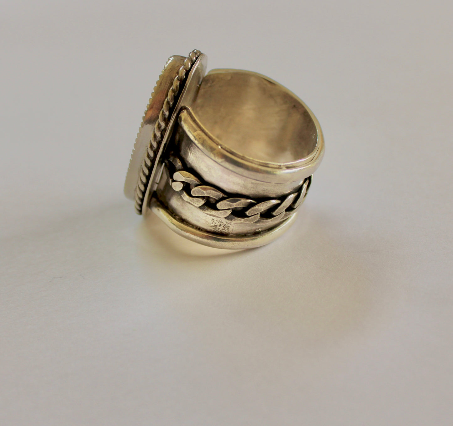 Size 11- Wild Horse Turquoise Statement Ring with Curb Chain