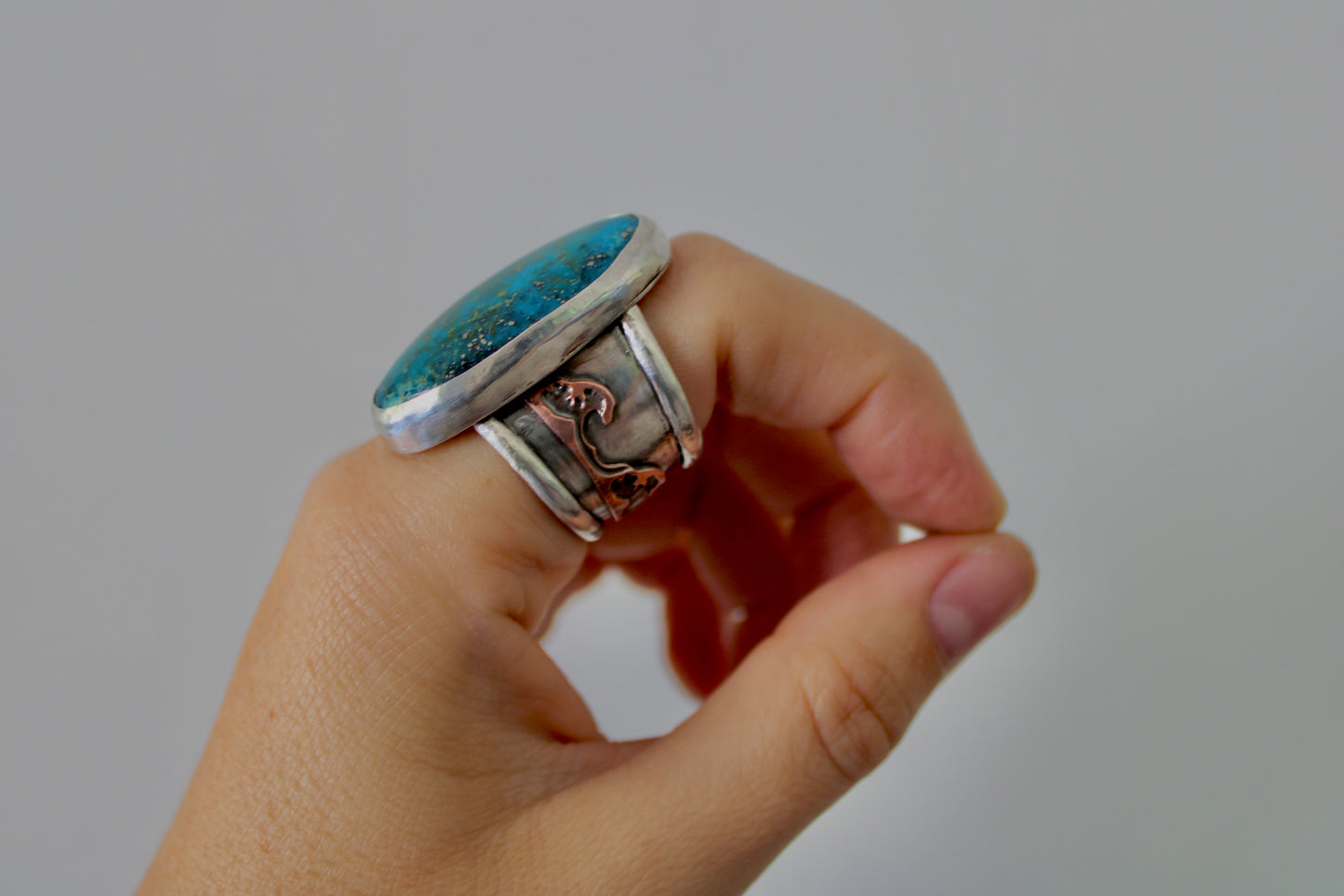 Size 10-True Blue Kingman Turquoise ring with Copper Waves