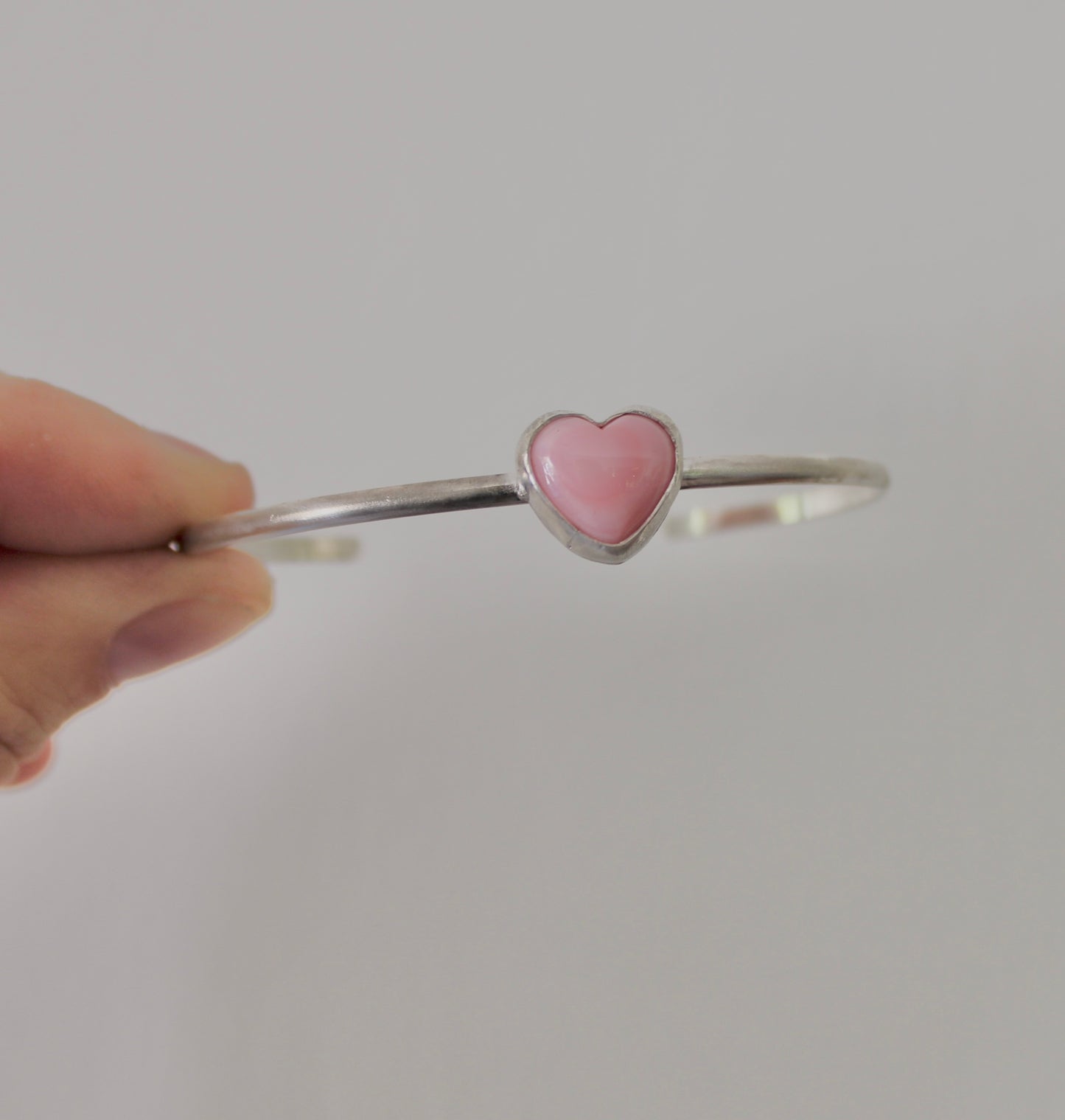 Pink Queen Conch Shell Heart Cuff