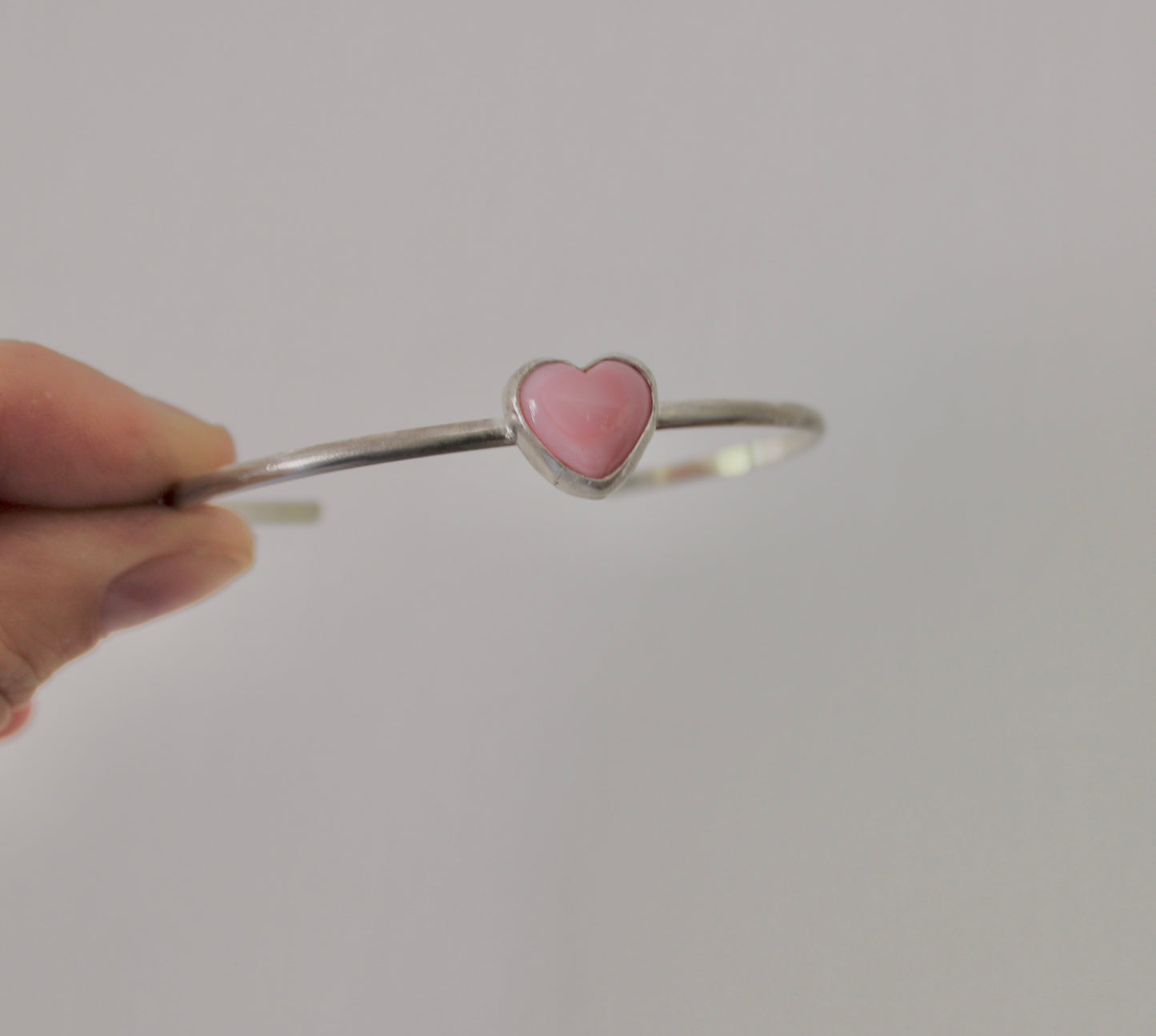 Pink Queen Conch Shell Heart Cuff