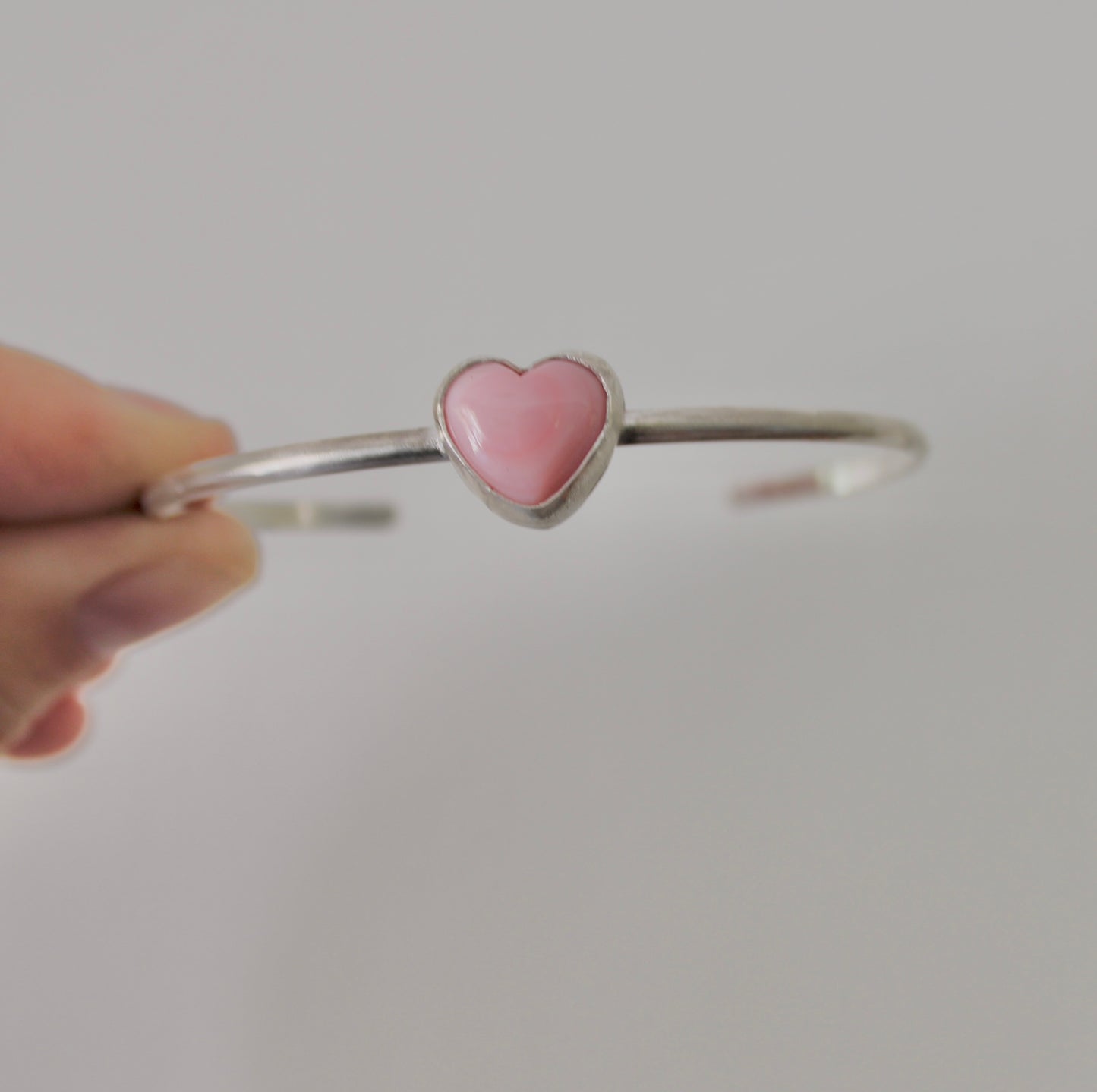 Pink Queen Conch Shell Heart Cuff