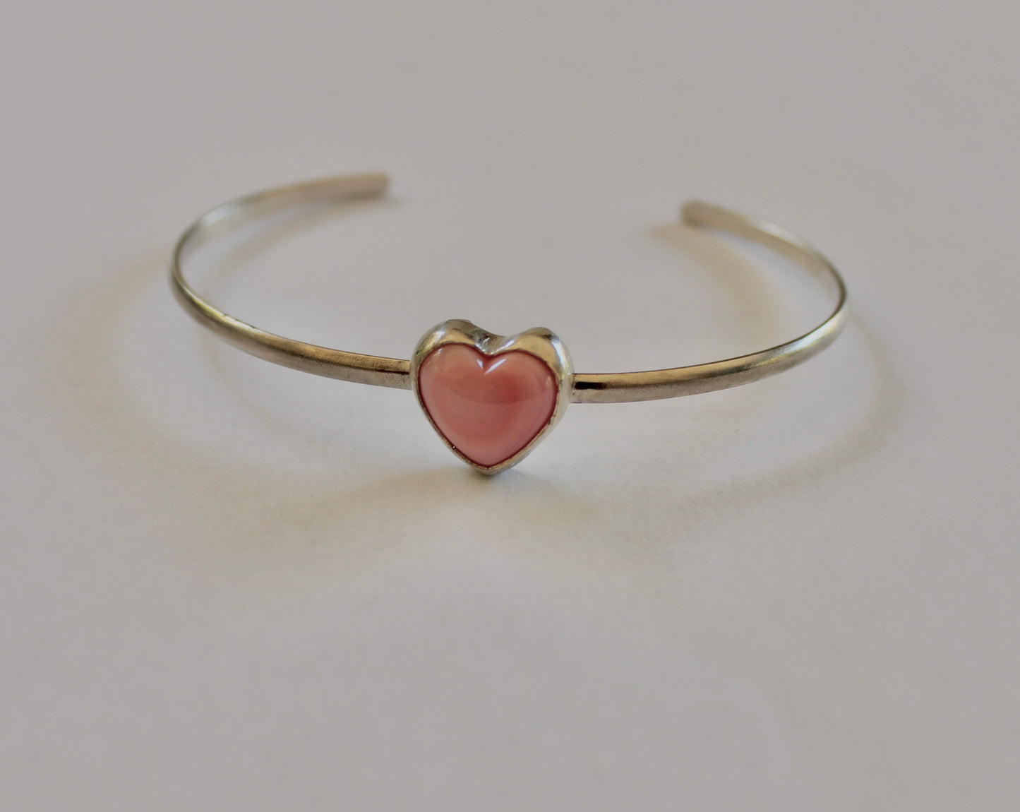 Pink Queen Conch Shell Heart Cuff