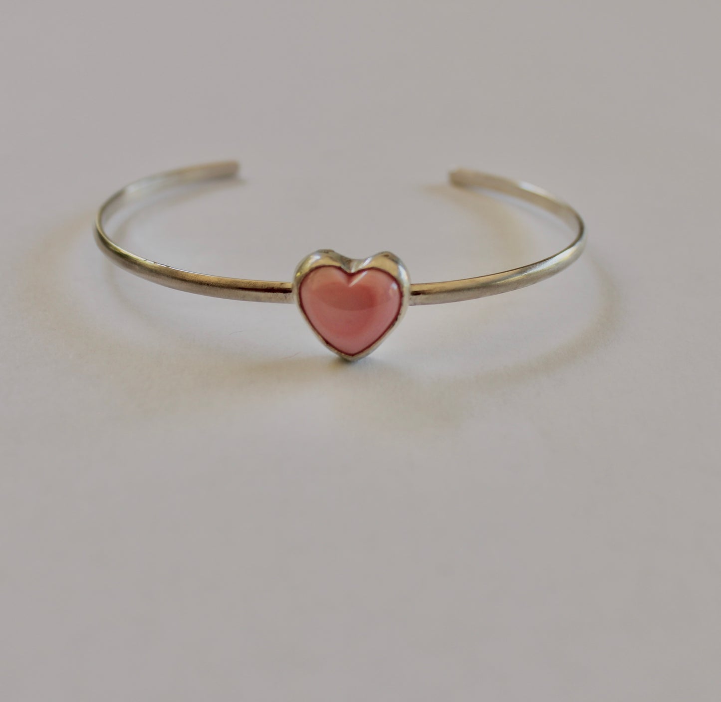 Pink Queen Conch Shell Heart Cuff