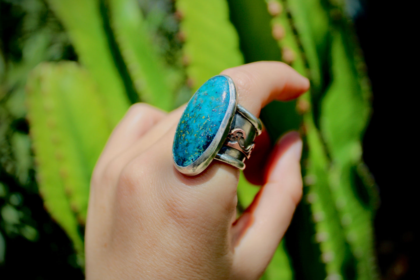 Size 10-True Blue Kingman Turquoise ring with Copper Waves