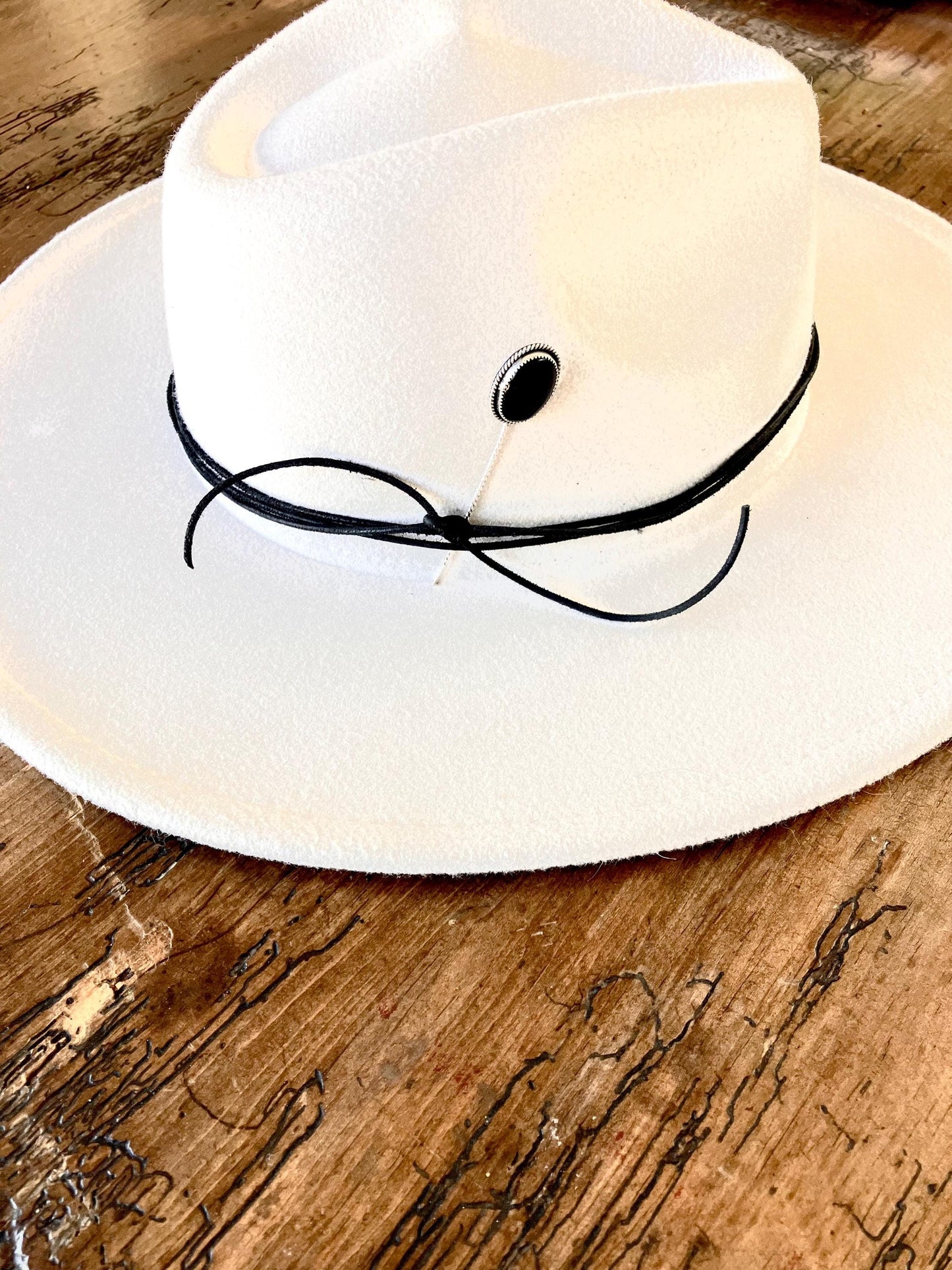 Onyx Hat Pin