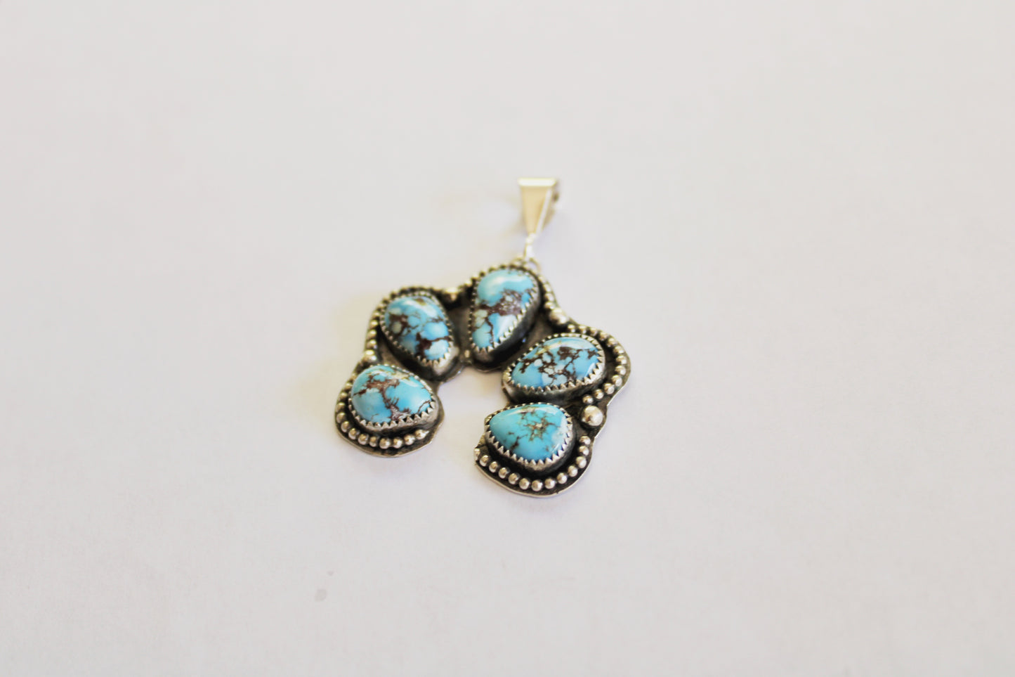 Golden Hills Naja Pendant