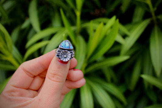 Golden Hills floral ring- size 7.5