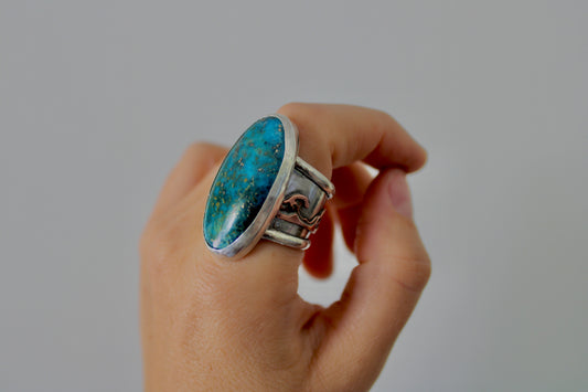 Size 10-True Blue Kingman Turquoise ring with Copper Waves