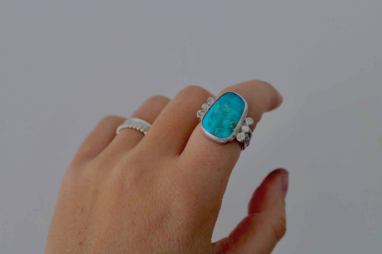 Size 8.5 Blue Gem Turquoise Ring