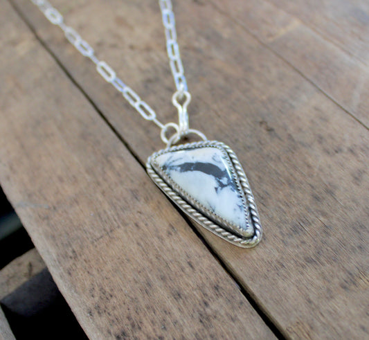 White Buffalo S Hook Necklace