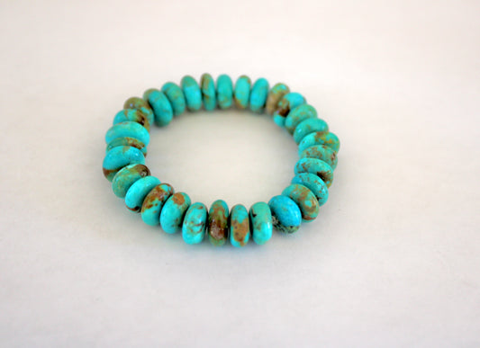 Kingman Turquoise Beaded Bracelet