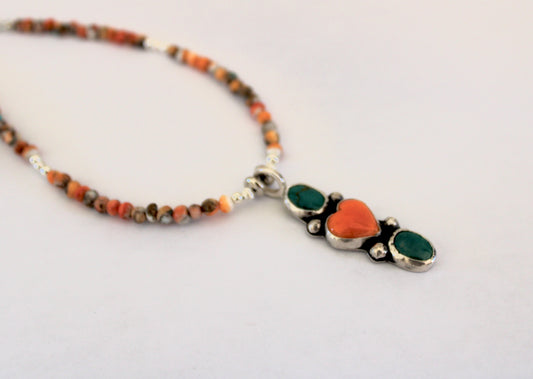 Spiny Oyster and Kingman Trio on Spiny Oyster Beaded Necklace