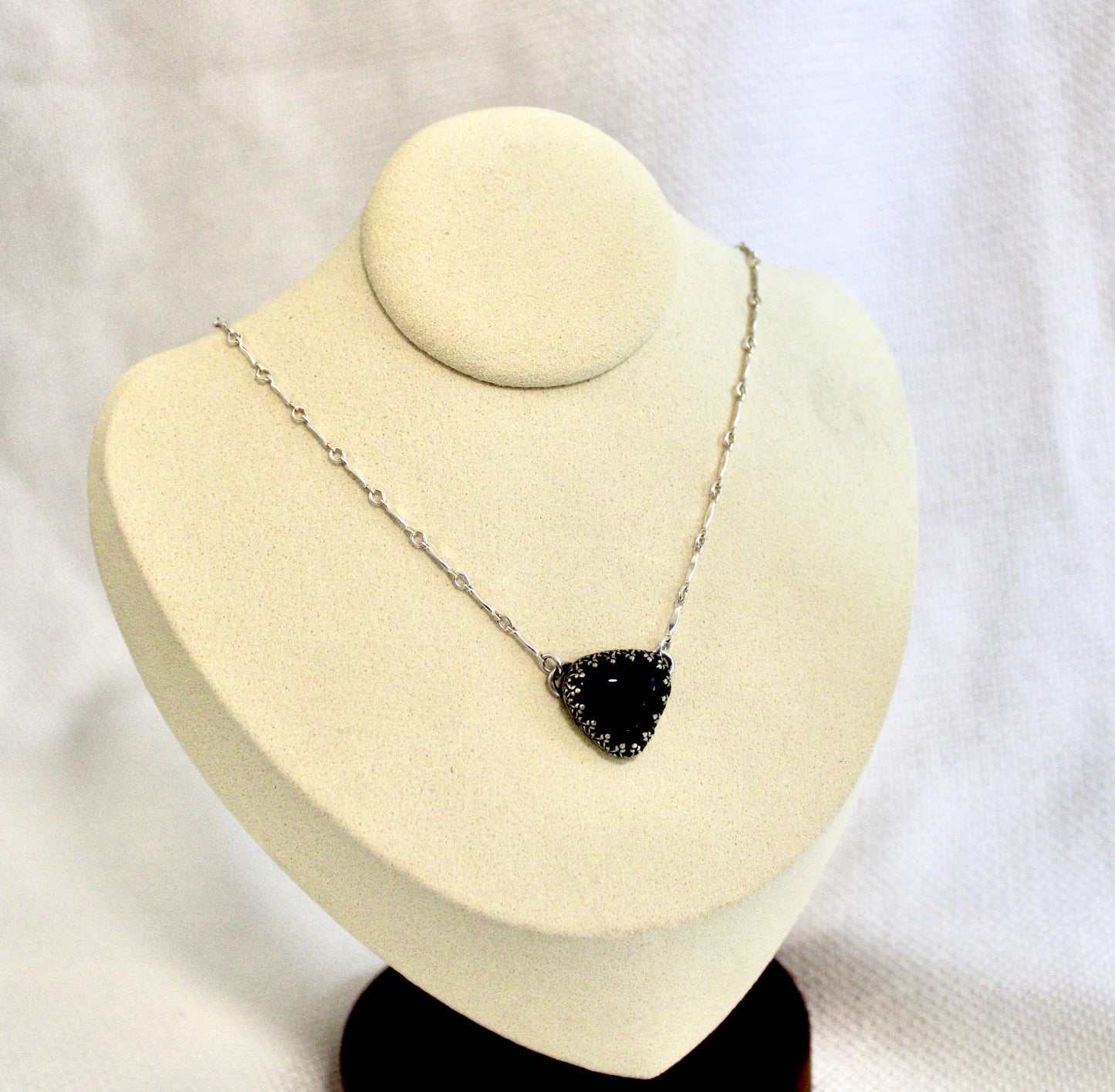 Onyx Heart Choker