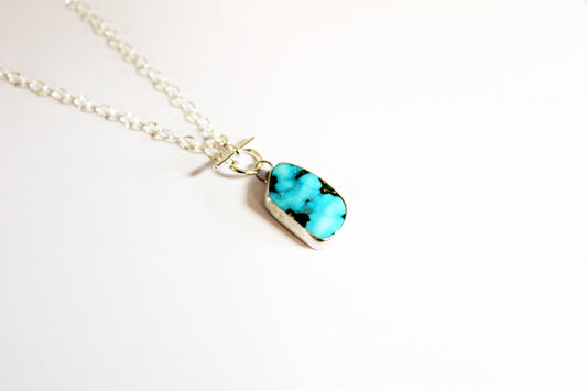 Sierra Bella Toggle Necklace