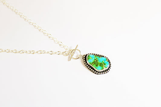 Sierra Bella Toggle Necklace